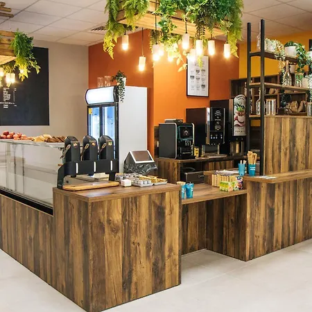 Twenty Business Flats Beziers