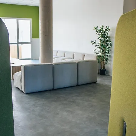 Twenty Business Flats 3* Béziers